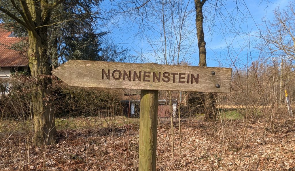 Wegweiser Nonnenstein